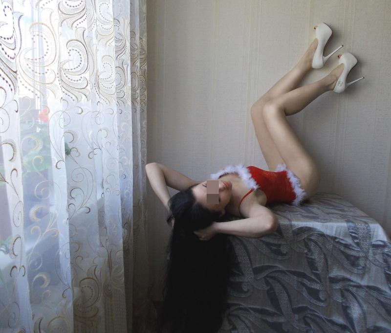 Мои услуги подарят тебе незабываемые моменты страсти и наслаждения. 💋 Обладаю фантастическим телом, которое ожидает твоих ласк. Фото соответствуют действительности. Services: GFE, классический секс, оральный секс, эротический массаж и многое другое. 😍 У меня есть отличные отзывы от восторженных клиентов, которые ценят мою креативность и нежность. Забудь о скучных и серых буднях, я сделаю все возможное, чтобы ты почувствовал себя особенным. 💫 Жду в Москве, чтобы сделать нашу встречу незабываемой. Алина